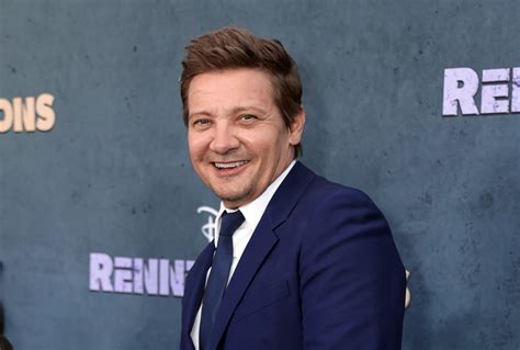 jeremy renner freundin|Jeremy Renner’s Dating History: From Stars to Ex Cons.